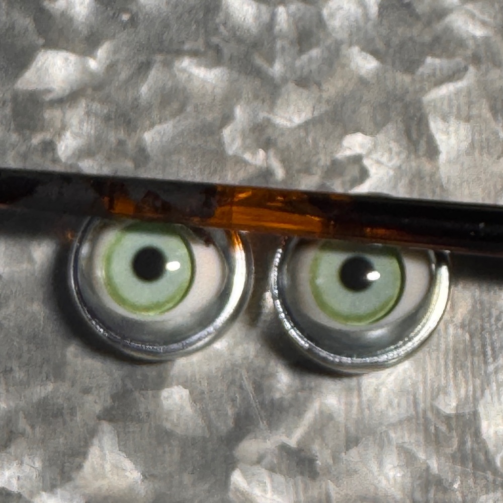 Doll eyes only “beautifully custom” doll eyes